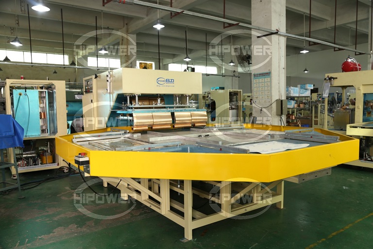 防滑墊焊接機?_PVC防滑地毯制作機_衛生間防滑墊熔接機